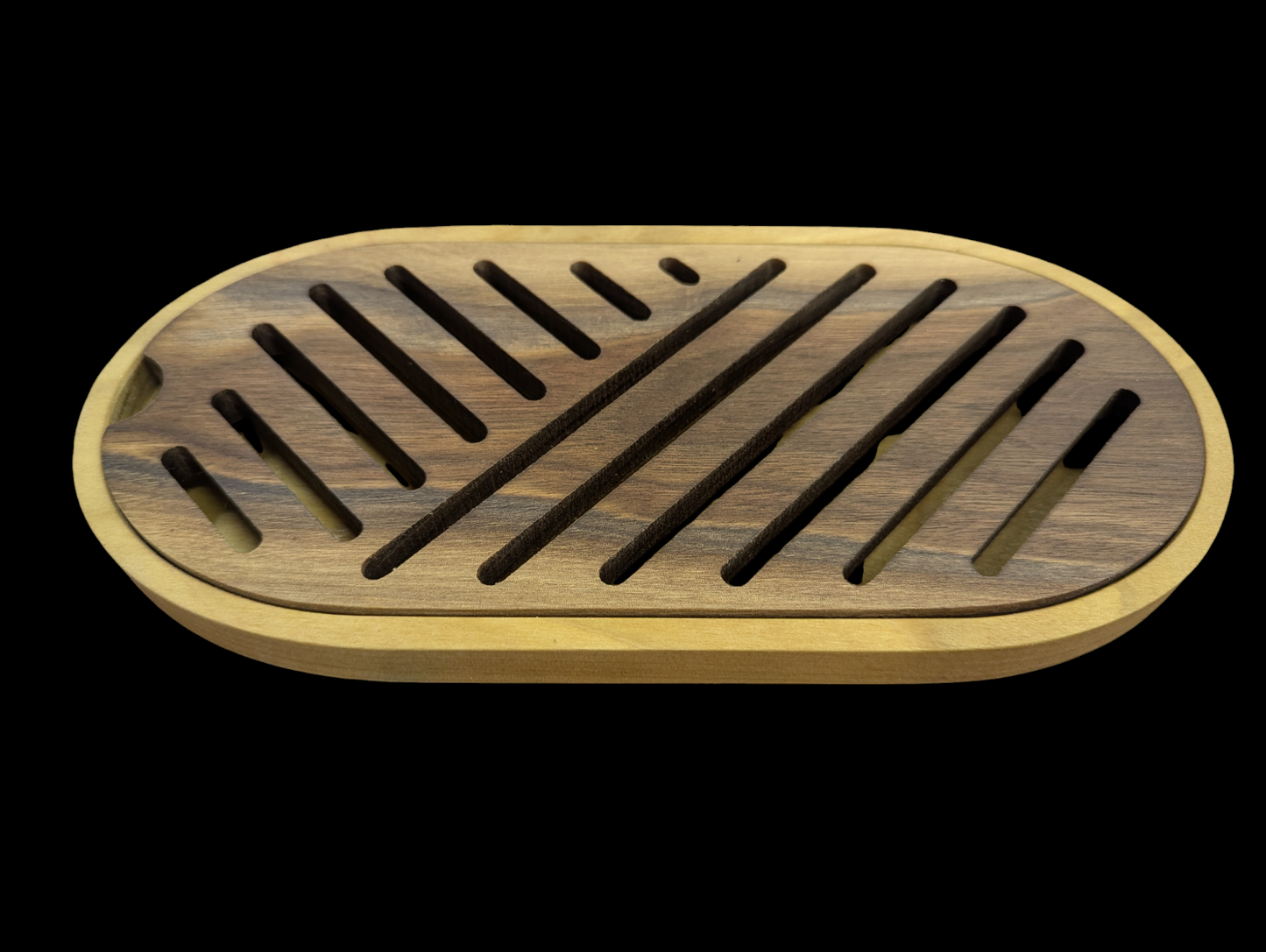 Bread board with crumb catcher